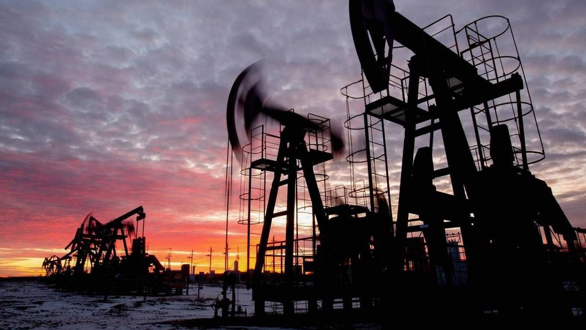 Oil prices slip to two-week lows as US-Iran ceasefire sparks cautious optimism