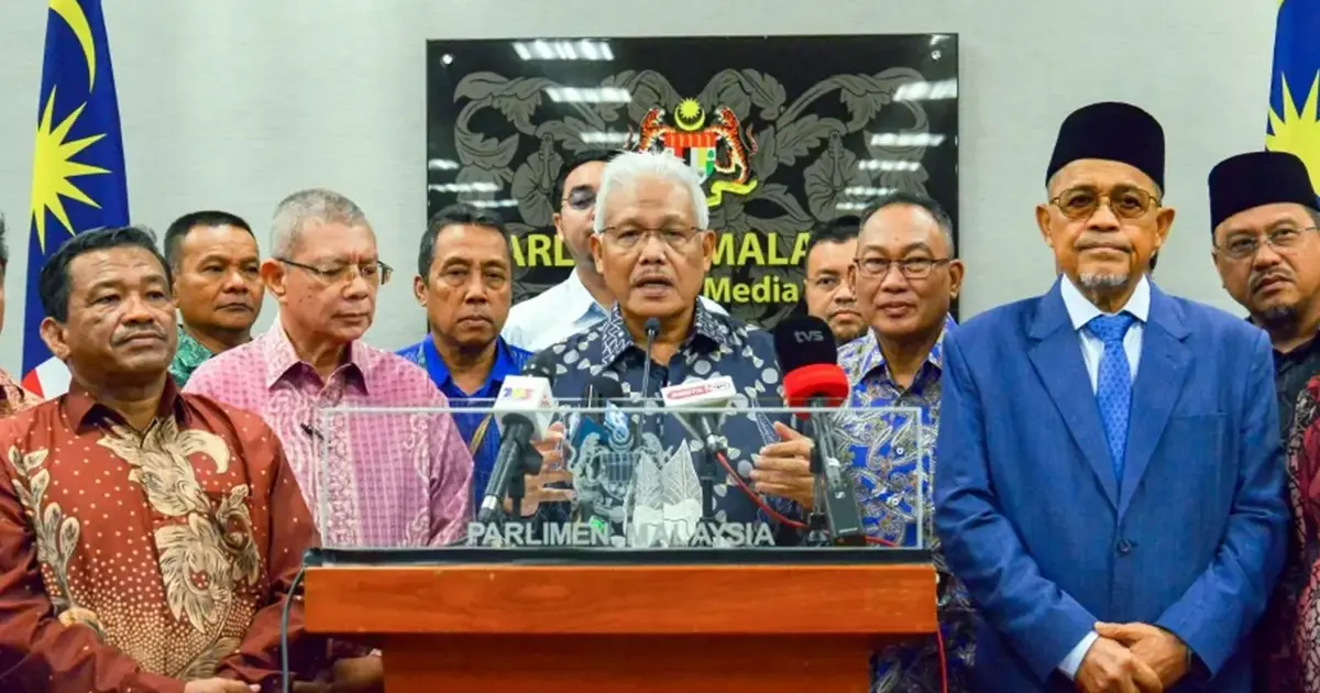 Opposition Demands Answers on Azam's NFCC Adviser Role Amid Ongoing Investigations
