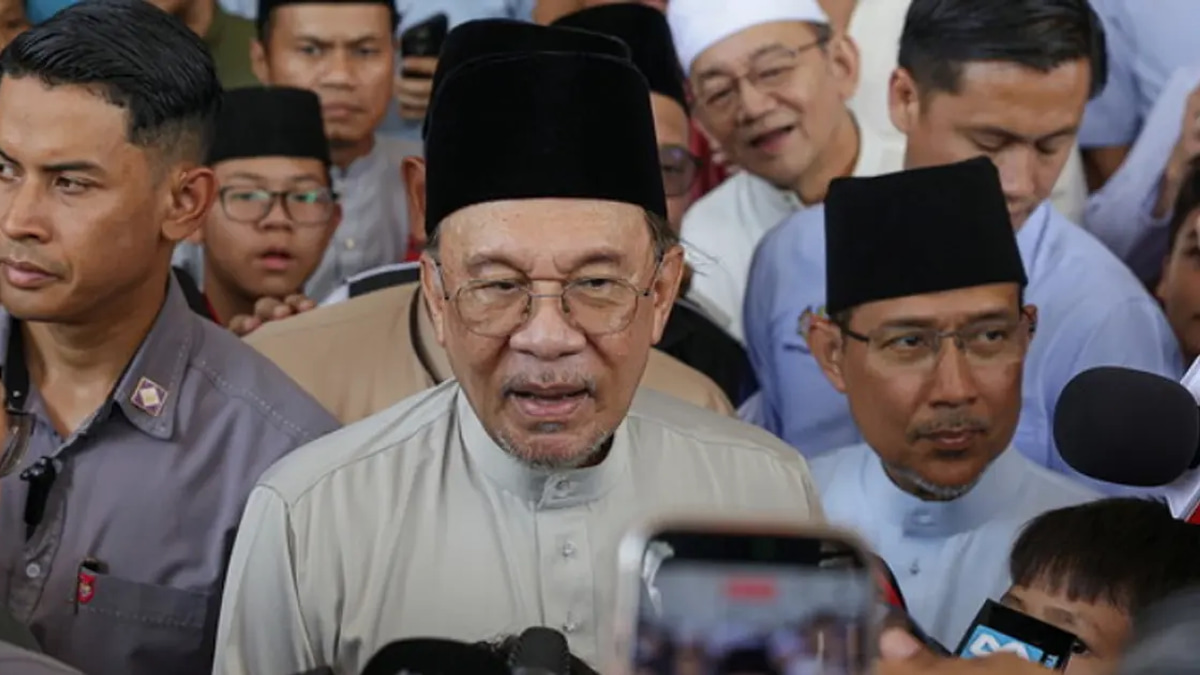 Anwar confirms full RCI report on Tabung Haji released without censorship