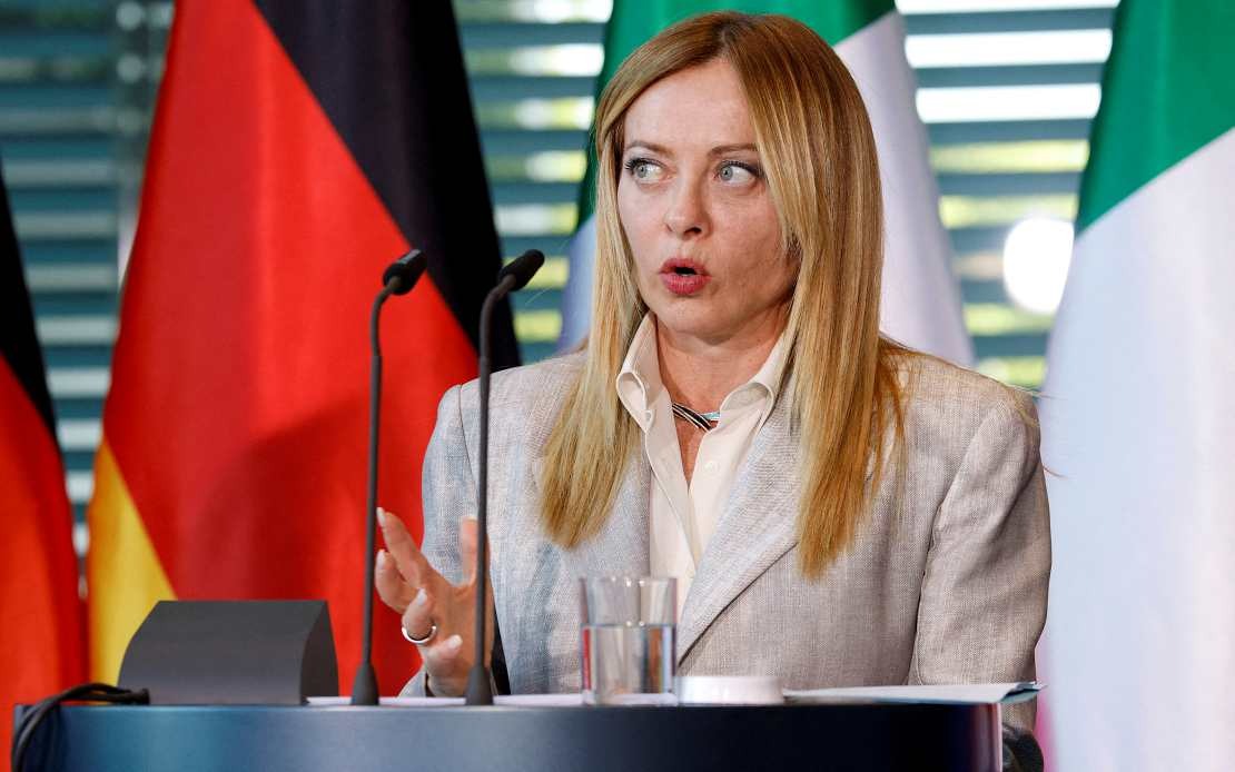 Meloni Pushes EU to Establish Migrant Processing Hubs Outside Bloc by 2027