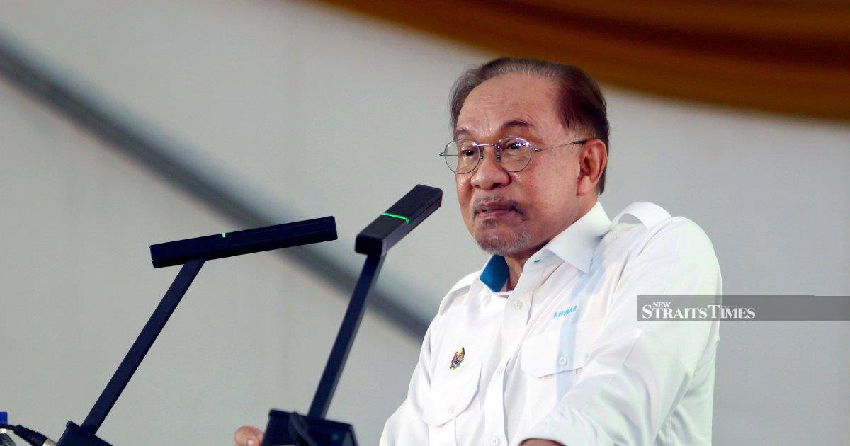 Taiwan business group expresses alarm over Anwar's China remarks, citing investment risk