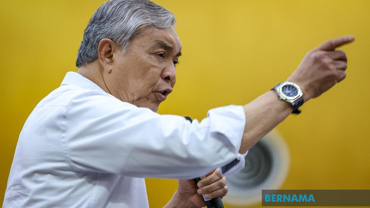 Ahmad Zahid Pushes for Political Education Programme Targeting Student Leaders