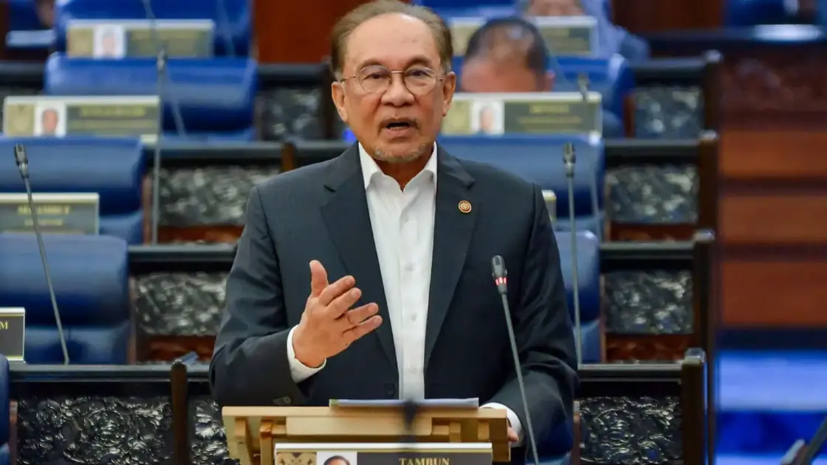 Anwar Urges Patience as Government Pursues Economic Agenda