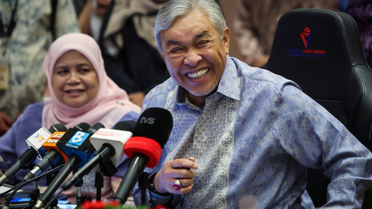 Zahid Reaffirms BN's Commitment to Unity Government Until Dissolution