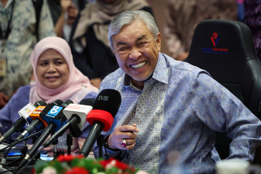 Zahid Reaffirms BN's Commitment to Unity Government Until Dissolution
