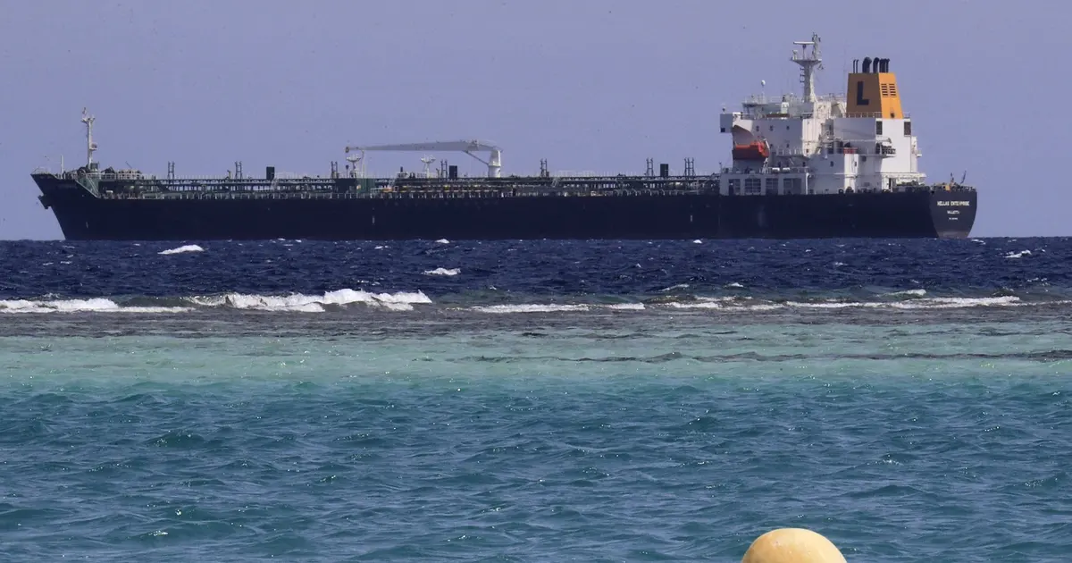 Petronas Vessel Cleared to Navigate Red Sea, Expected in Melaka Next Month