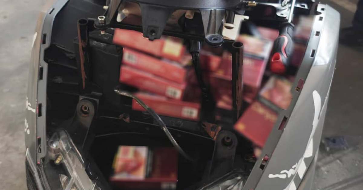 Woman arrested attempting to smuggle 400 cigarette packets into Singapore at Tuas Checkpoint
