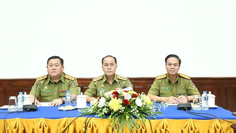 Laos Charges Distillery Owner and Hostel Staff Over Tourist Deaths in Vangvieng