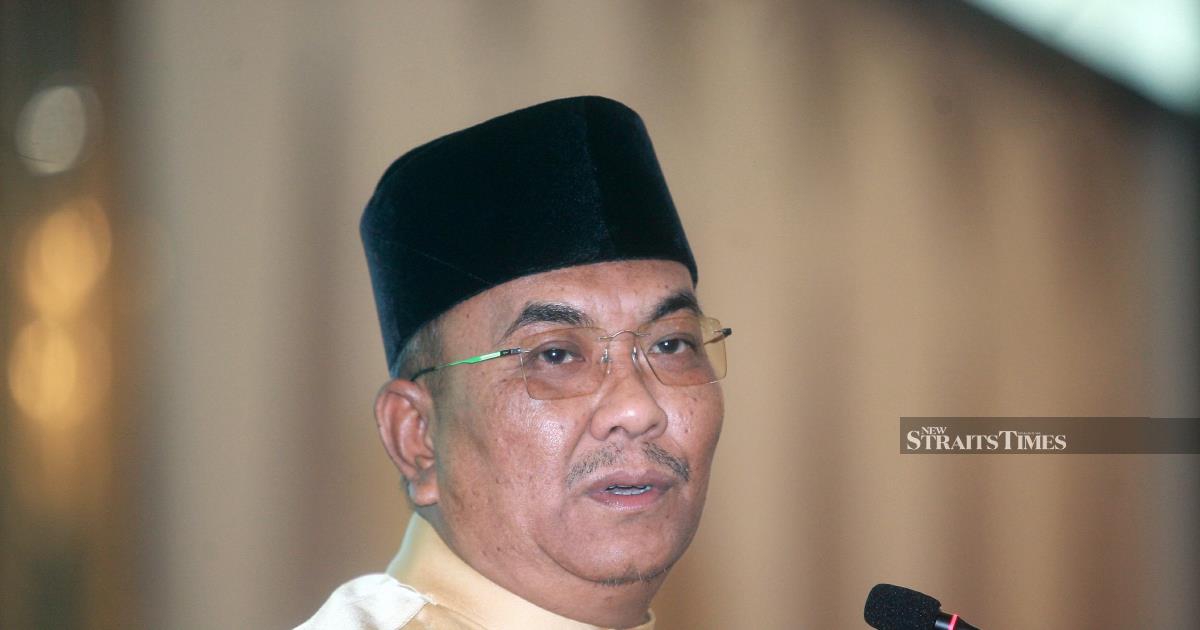 Police to Question Sanusi and Rembau Umno Official Over Negri Sembilan Campaign Statements