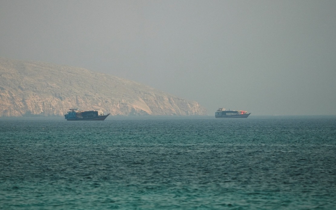 Oman Rejects Mandatory Strait of Hormuz Tolls, Proposes Voluntary Fee Model