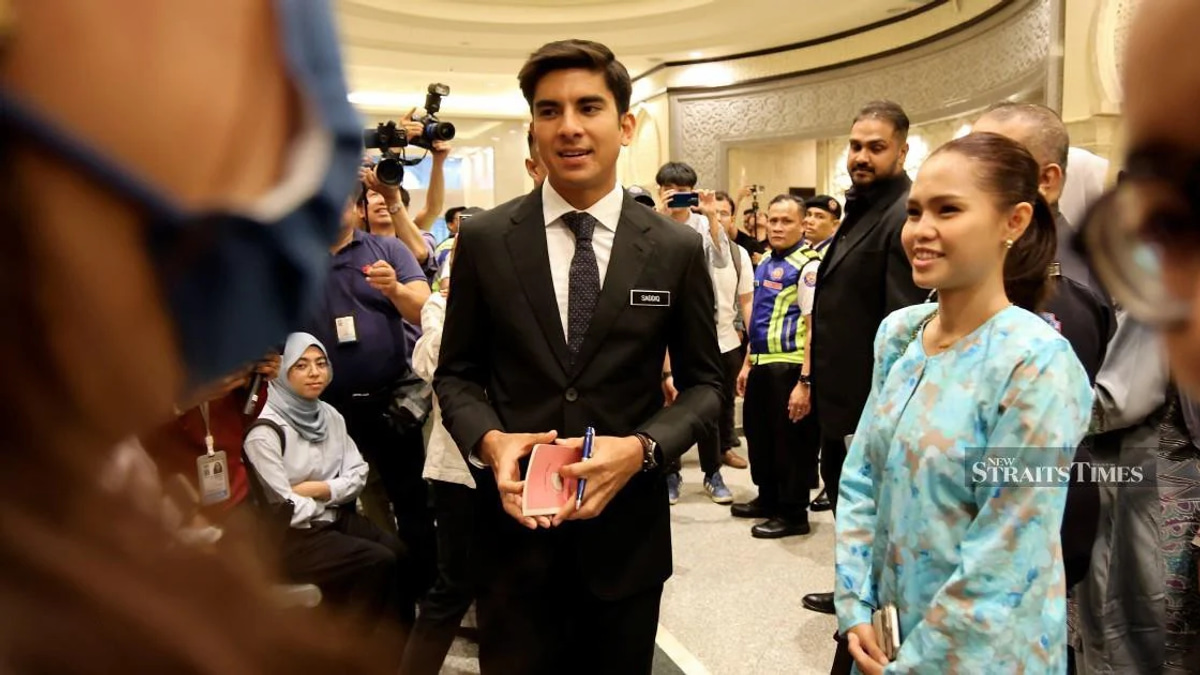 Bella Astillah calls for prayers as Federal Court set to rule on Syed Saddiq appeal