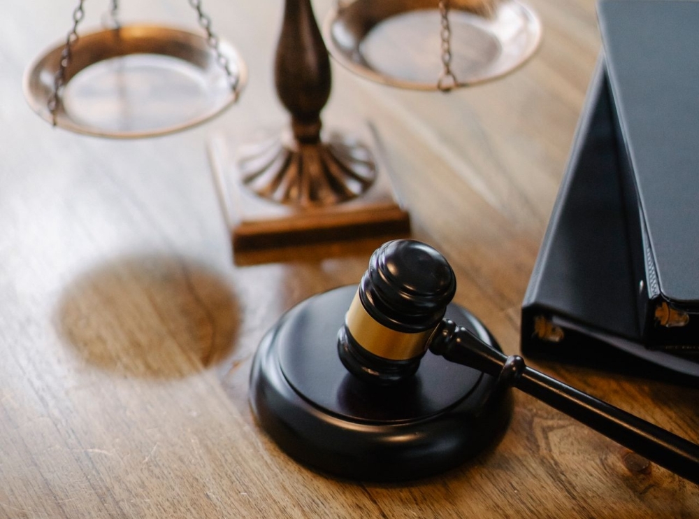 Ex-Judge's Driver Jailed for Criminal Intimidation