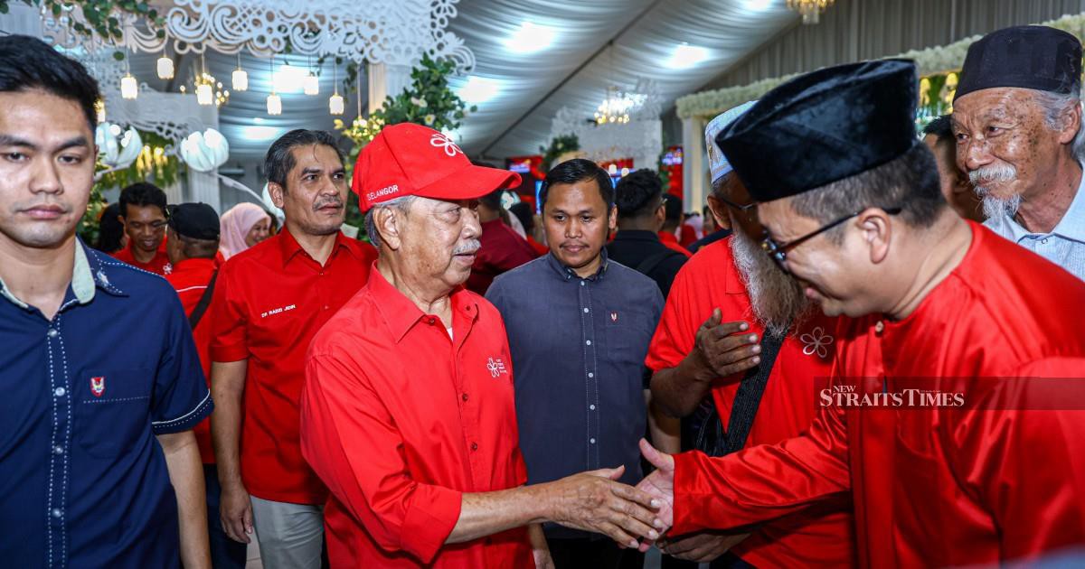Bersatu Eyes Fresh Political Alliance as Muhyiddin Labels Current PN Coalition 'Toxic' Under PAS Control
