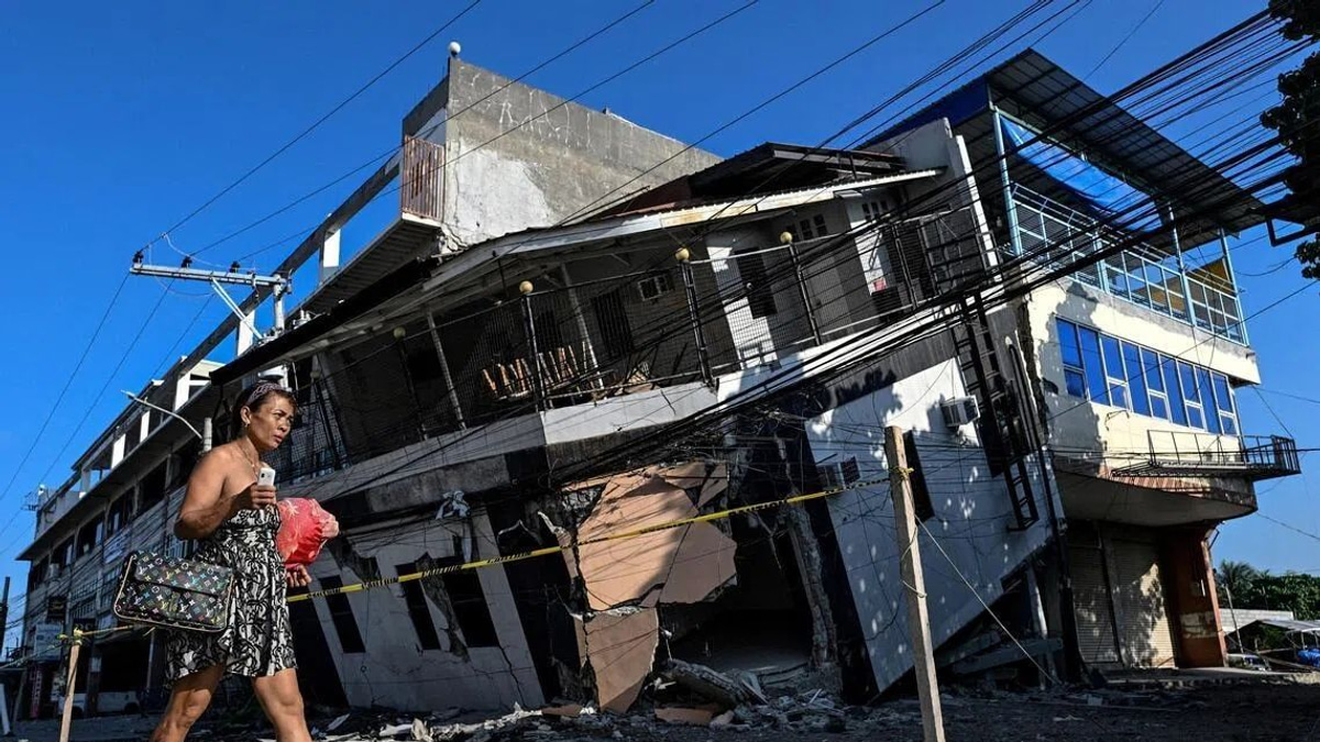 How a Deadly Philippine Earthquake Permanently Reshaped the Seabed and Coastline