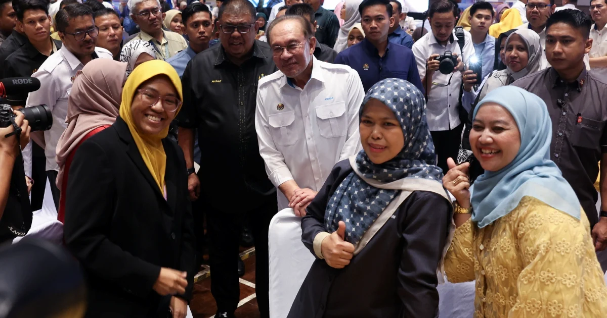 Malaysia jumps to 15th in world competitiveness ranking, Anwar credits civil service overhaul