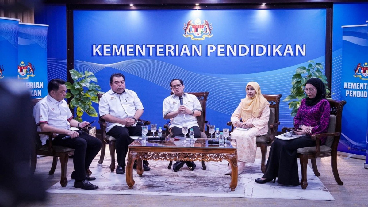 Malaysia's Education Ministry Rolls Out Comprehensive Student Protection Policy Across 10,258 Schools