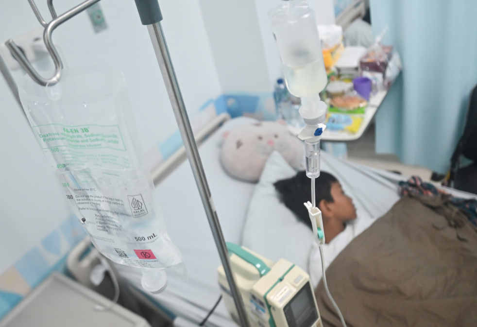 Indonesia's Free Meals Programme Struggles With Fresh Food Safety Crisis Despite Leadership Overhaul
