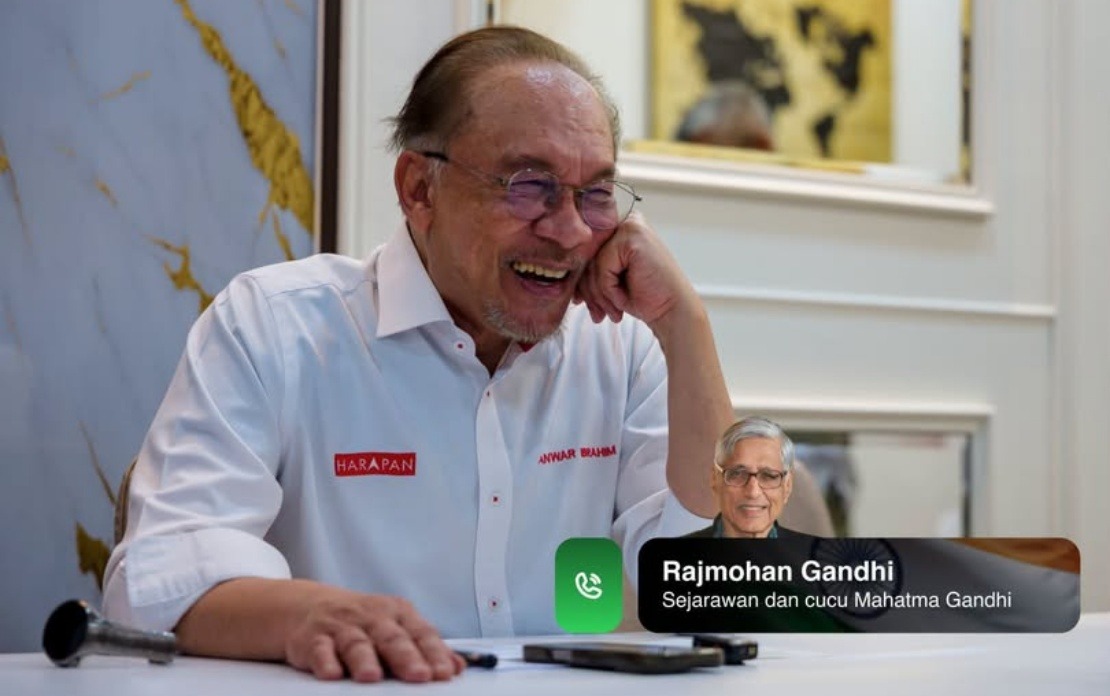 PM Anwar Invites Mahatma Gandhi's Grandson to Malaysia for Democracy Lecture Series