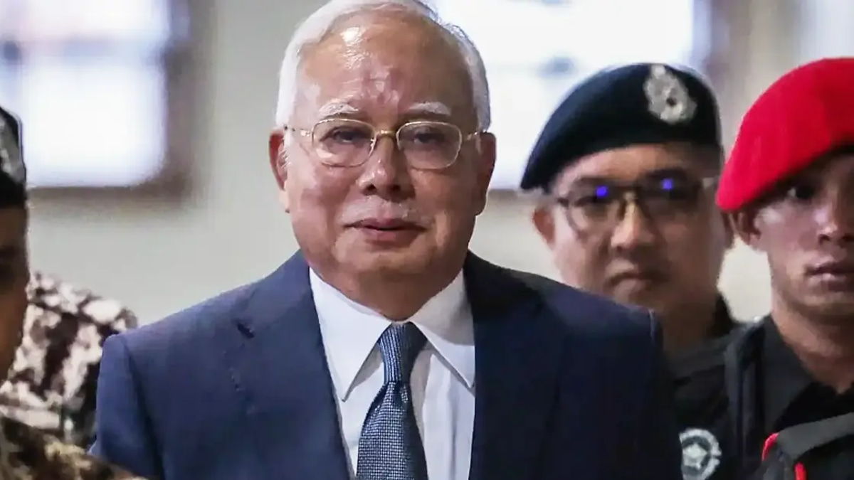 DAP Questions MCA's Stance as Umno Intensifies Push for Najib Pardon
