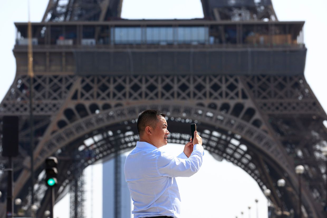 France's New Telemarketing Ban: A Strict Opt-In Model That Could Reshape Regional Business