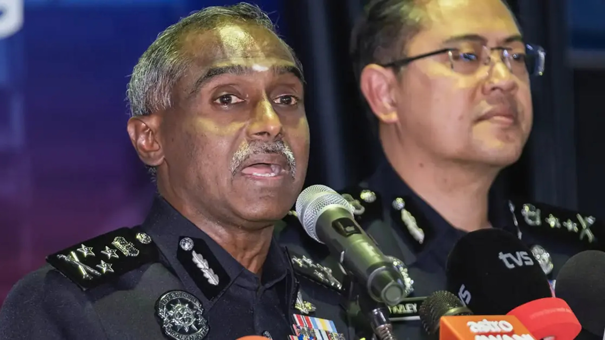 Woman to face court charges over Anwar defamation case