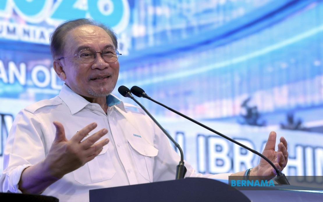 Mentorship, Not Government Direction, Key to Bumiputera Entrepreneurship Growth, Says PM Anwar