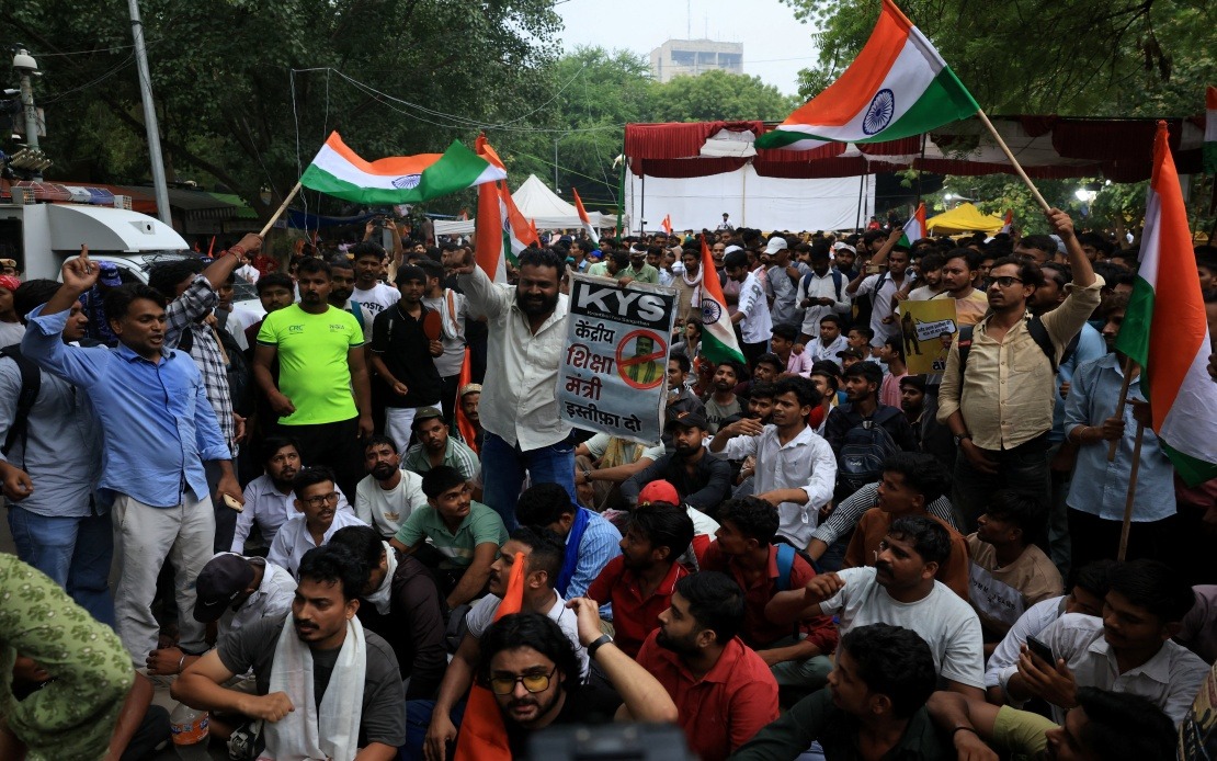 India's Youth Movement Stages Parliament March Over Education Reforms