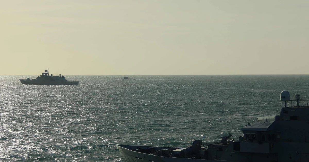 UK PM Downplays Russian Warship Incident as 'Reckless' Rather Than Strategic Threat