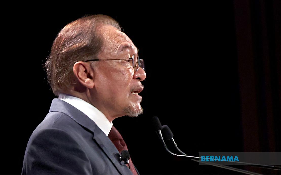 PM Anwar's Packed Agenda in Turkmenistan Focuses on Trade and Energy Ties