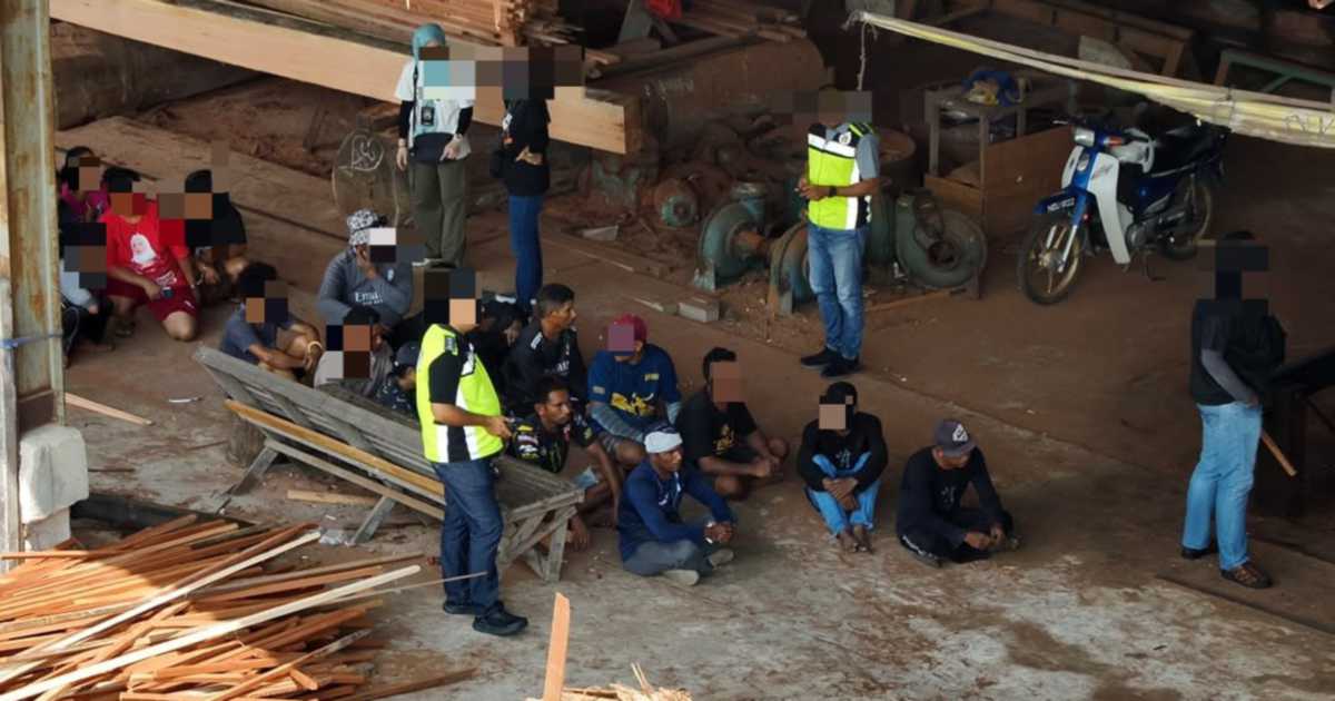 62 Foreigners Arrested in Selangor Immigration Crackdown Over Pass Violations