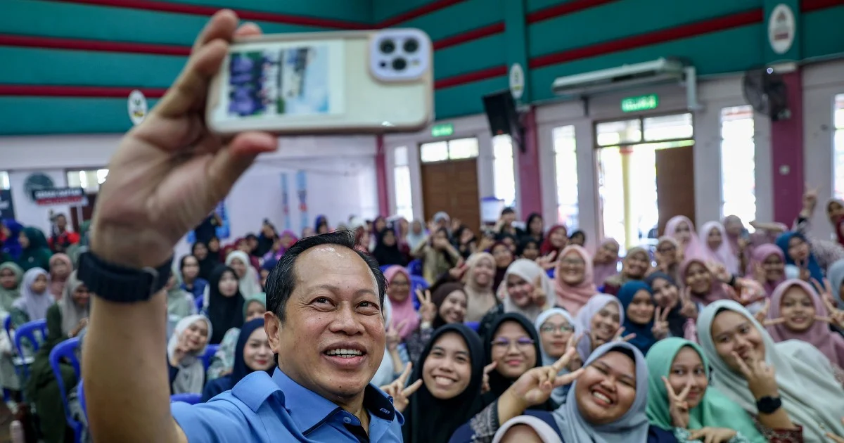 DAP's Johor BN Support Claims Baseless, Says Ahmad Maslan