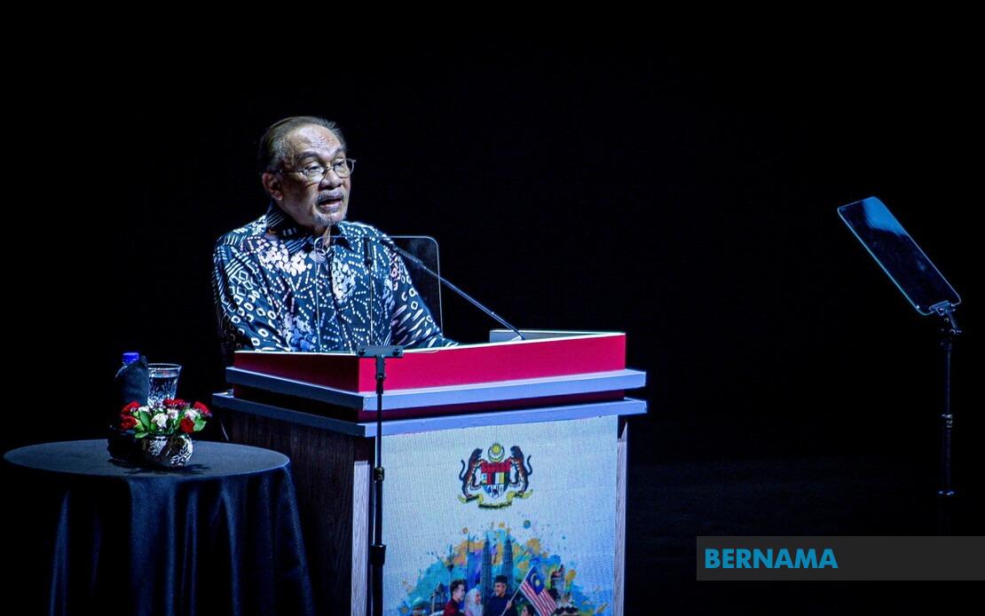 PM Anwar Unveils Six-Point Relief Package as Government Tackles Cost of Living Crisis