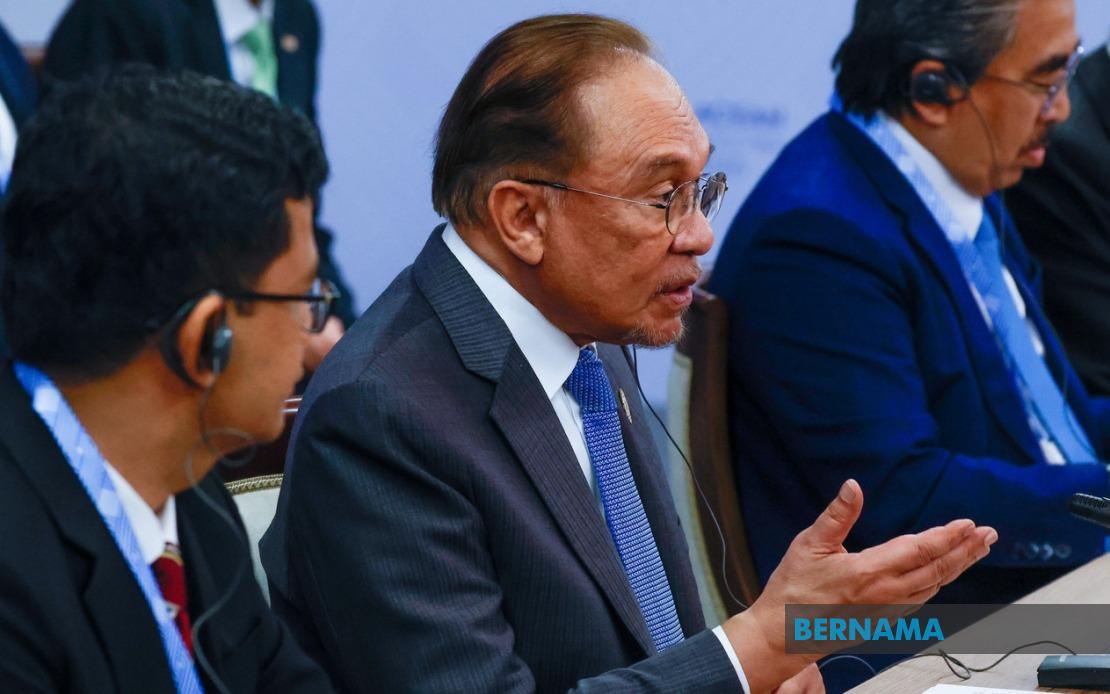 Anwar Praises Russia's Principled Stance on Gaza and Iran During Kazan Visit