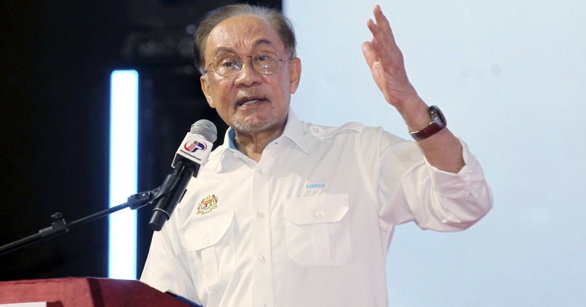 No Evidence of Misconduct Yet in KWAP's eFishery Deal, but Anwar Calls for Full MACC Probe