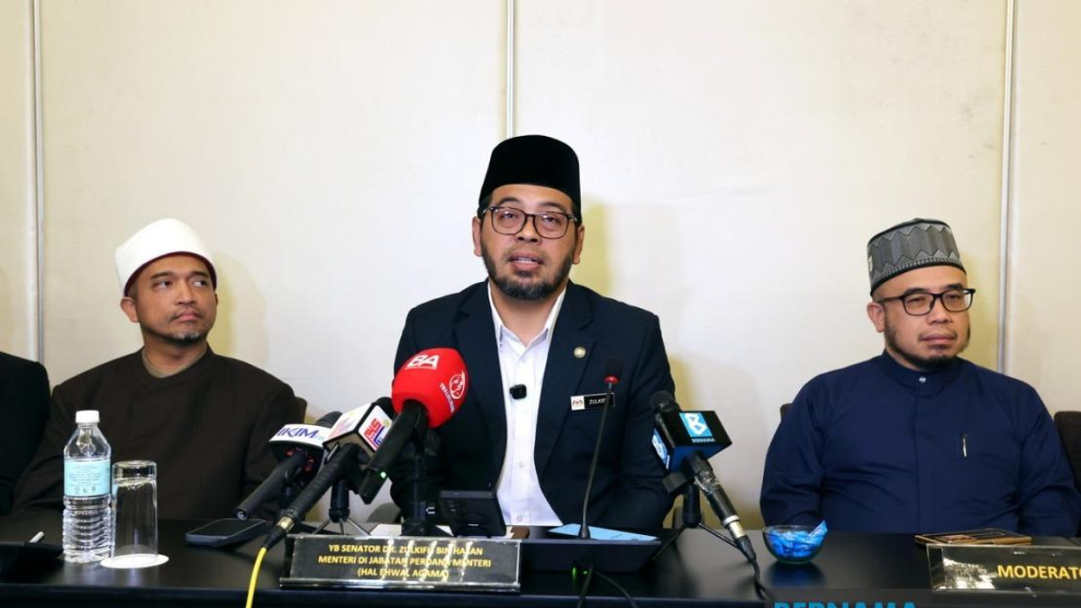 Islamic Affairs Minister Says 'Kafir Harbi' Label Inappropriate for Malaysian Citizens