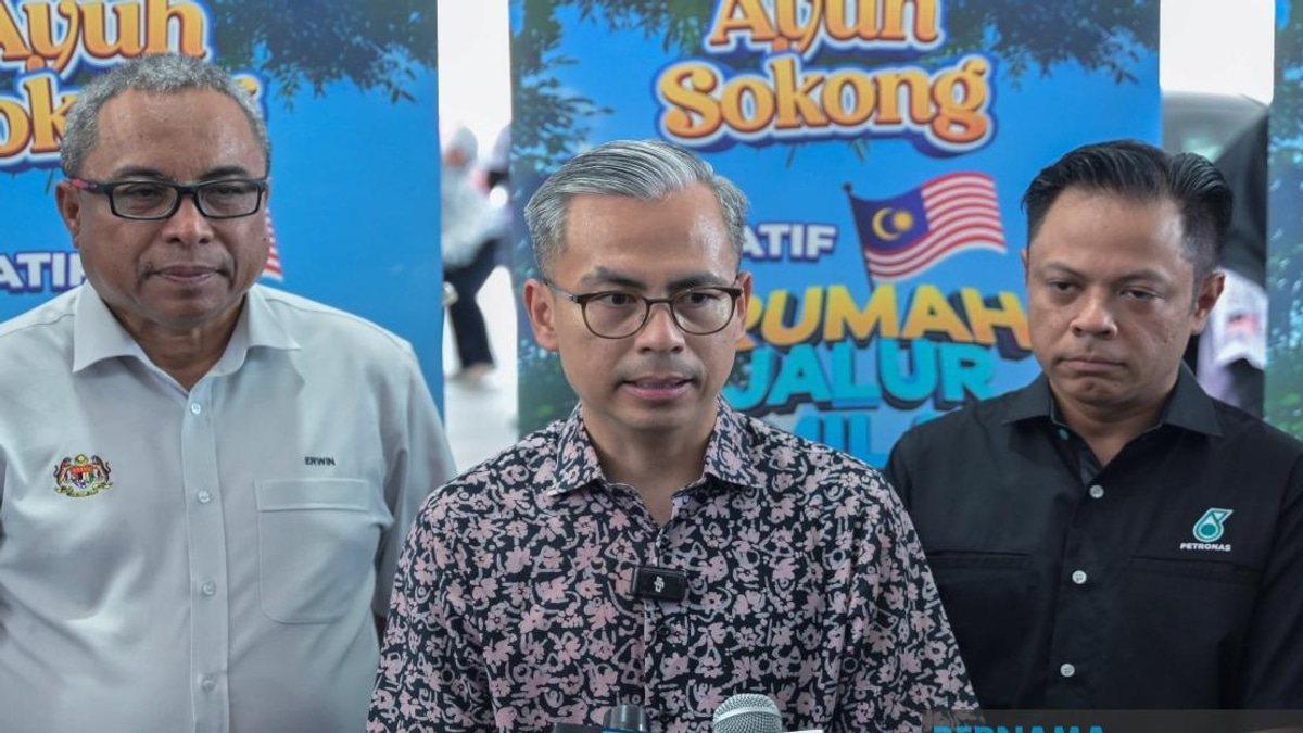 Anwar Commits to Sarawak Seat Redelineation, Requests EC Progress Report