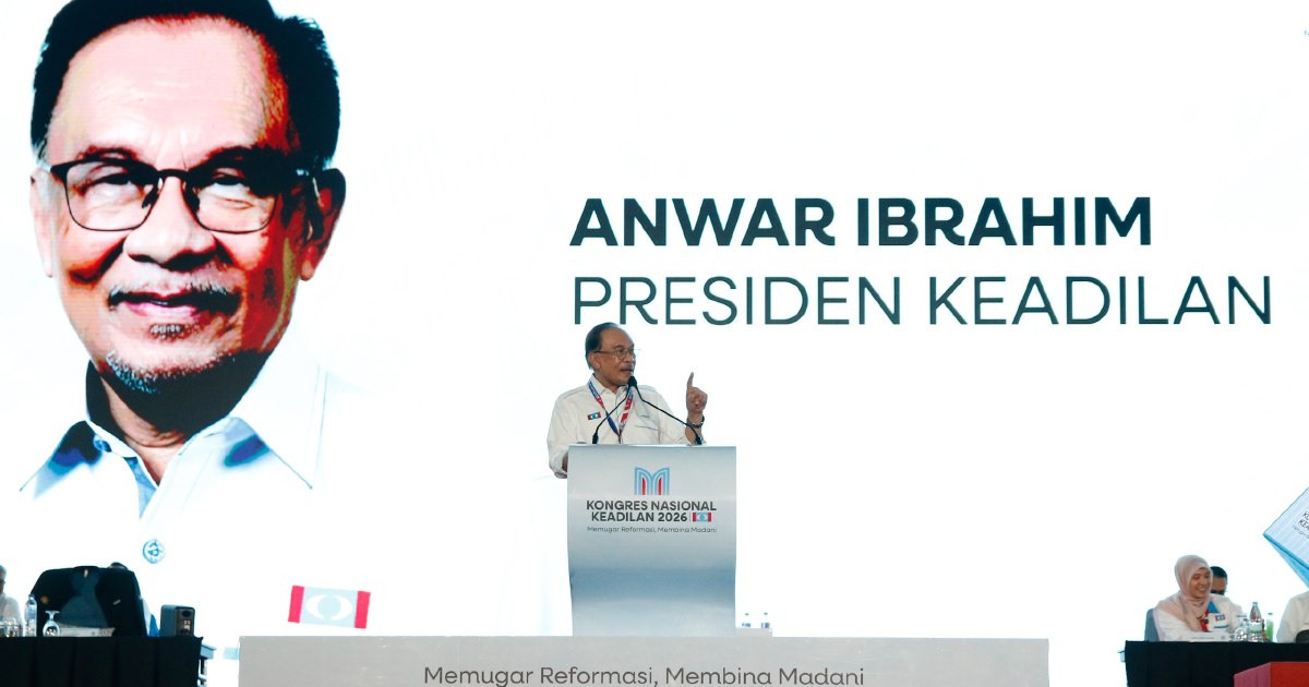 PKR walks tightrope between coalitions as Anwar commits to dual-track strategy