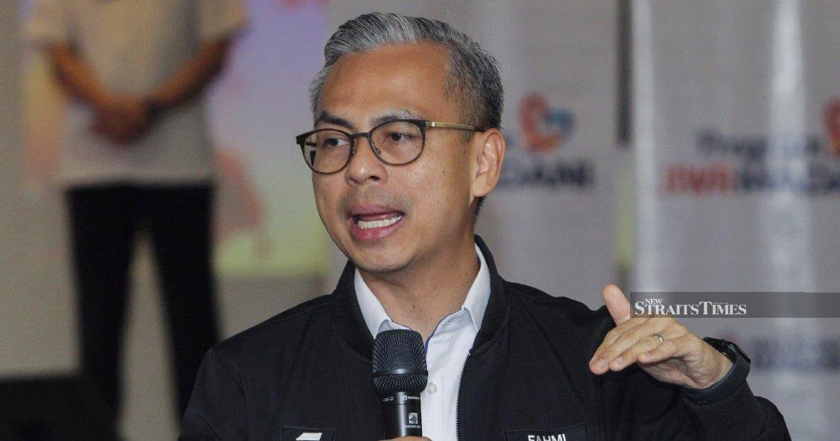 Fahmi urges Johoreans living outside state to return home to vote