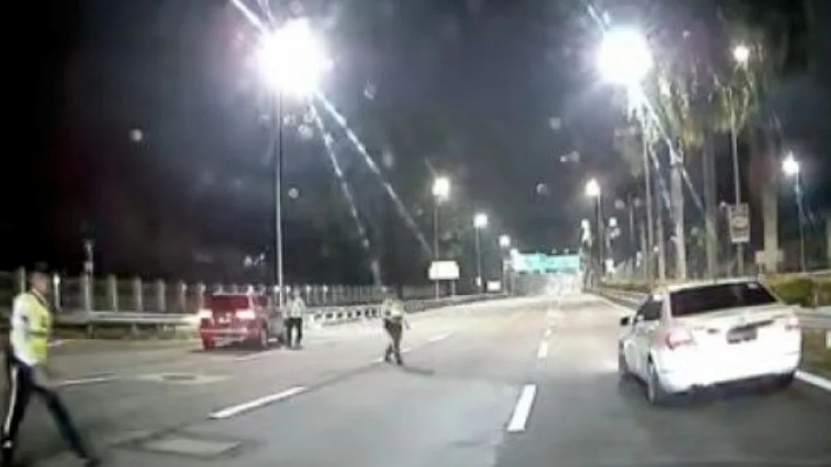 Mercedes driver held after dramatic roadblock breach on Sprint Expressway