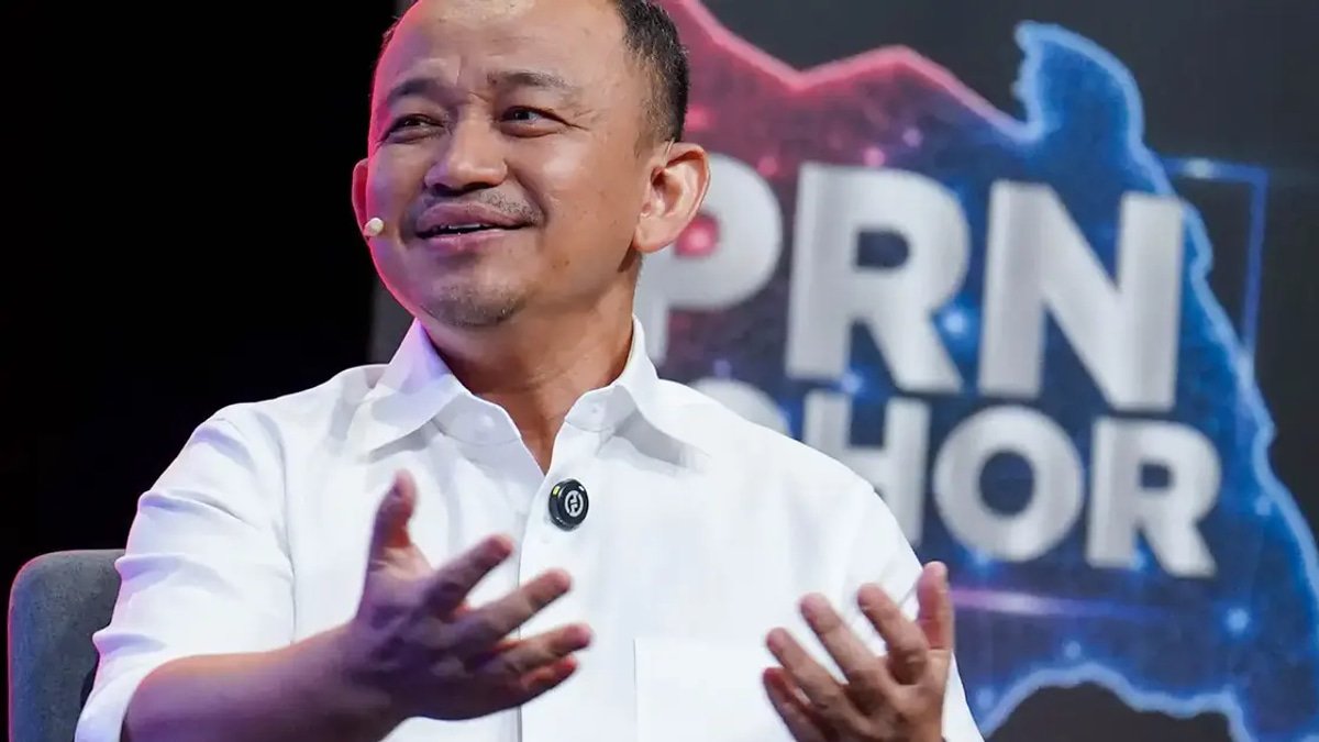 Former Education Minister Maszlee Reclaims Puteri Wangsa Seat in Political Comeback