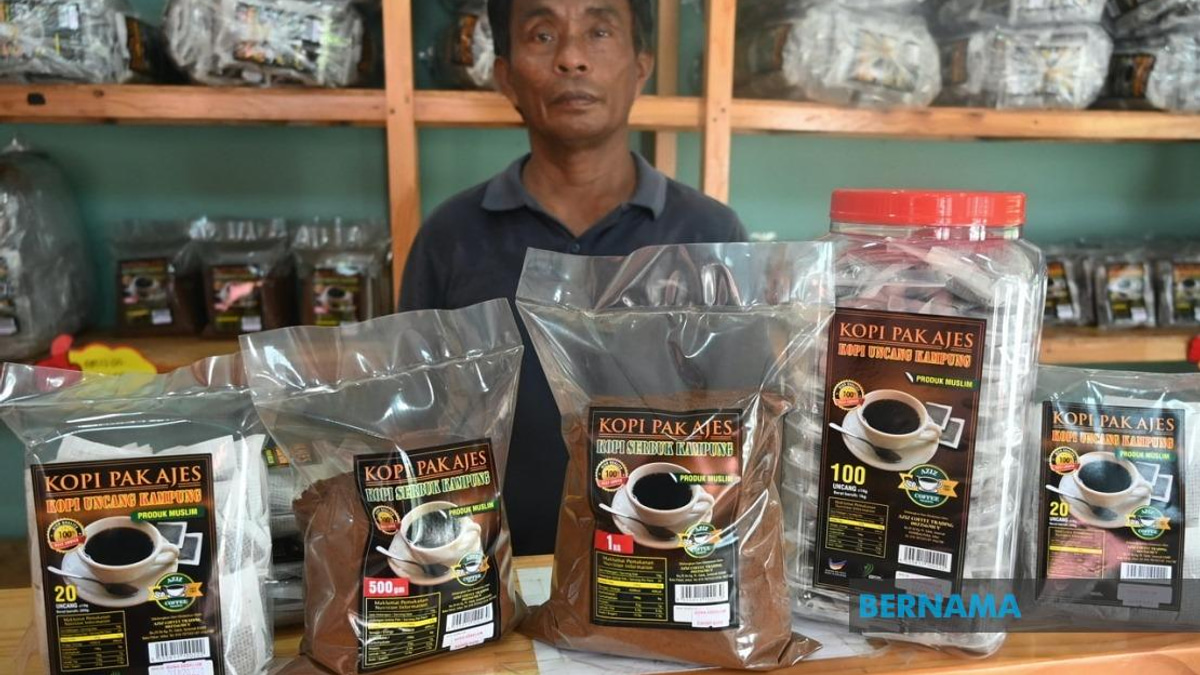 Johor Election Brews Success for Veteran Coffee Entrepreneur Pak Ajes