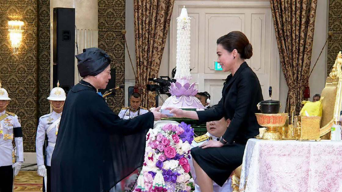Sharifah Hapsah's Award Underscores Malaysia's Female Trailblazers in Social Progress