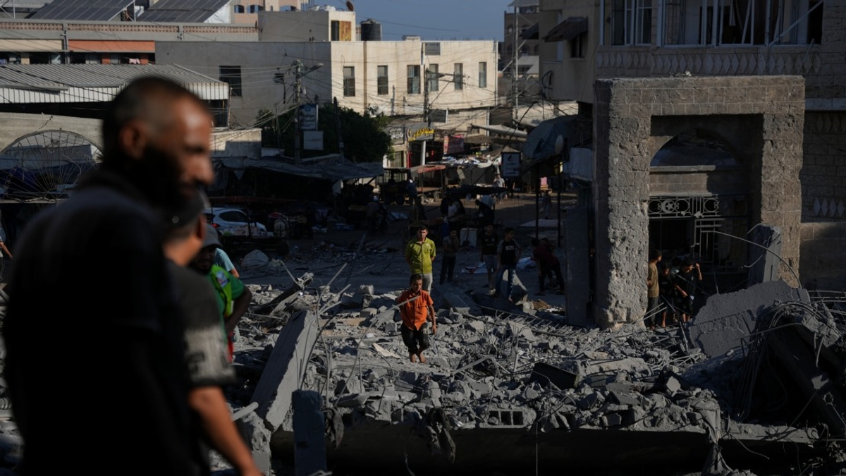 Nearly 370 Palestinian Children Detained in Israeli Custody, Report Shows