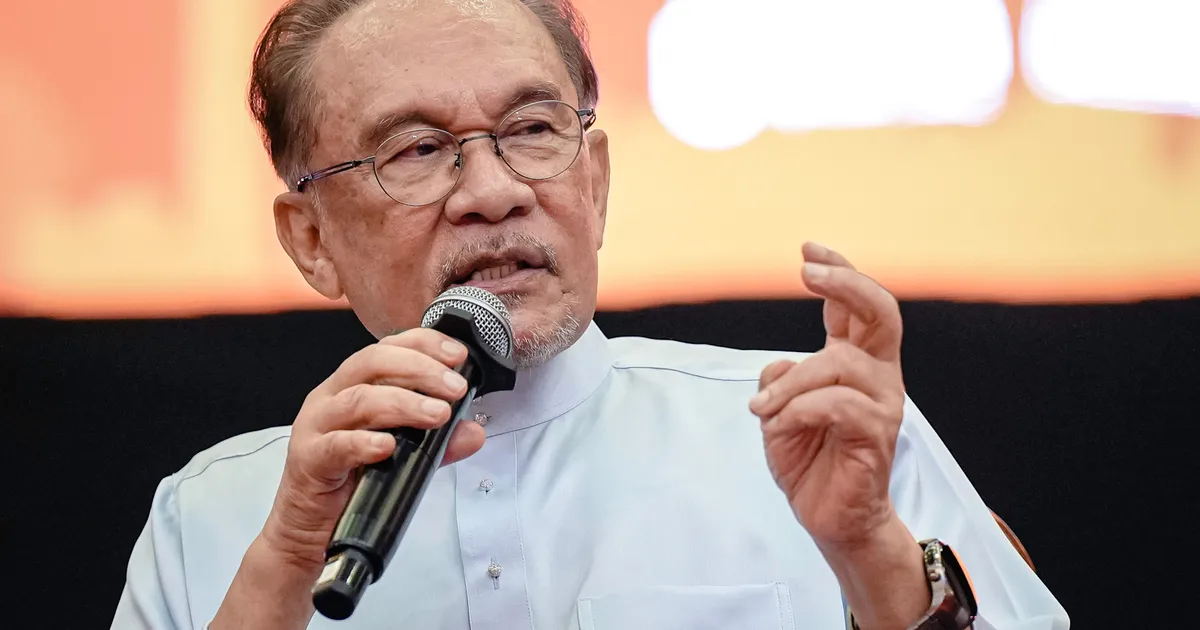 Anwar Urges Unity on Felda Global Ventures Holdings Reforms, Warns Against Politicisation