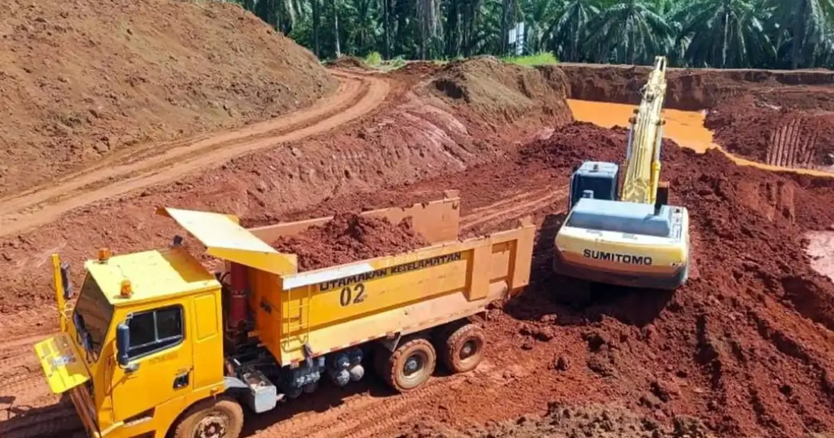 Nine arrested, RM3.75 million in assets seized in crackdown on illegal bauxite mining at Felda plantation