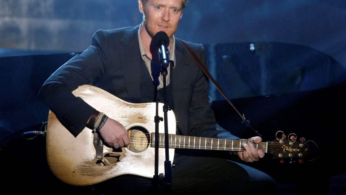 Oscar-Winning Irish Musician Glen Hansard Dies in Motorcycle Crash
