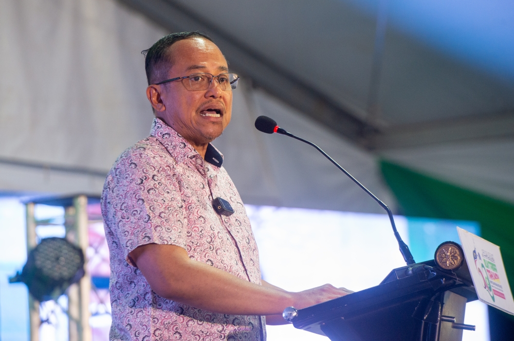 Samsuri Disputes Muhyiddin's Account of PAS-BN Negotiations, Claims Full Authority