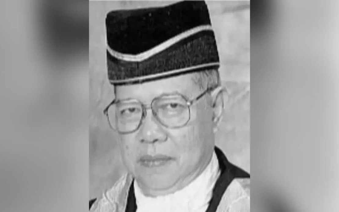 PM Anwar Pays Tribute to Former Chief Justice Mohamed Eusoff