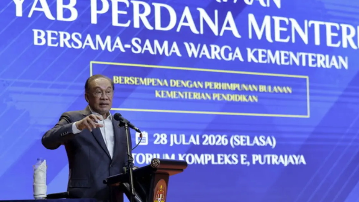 Form 6 Programme to Remain Under Education Ministry, Anwar Confirms