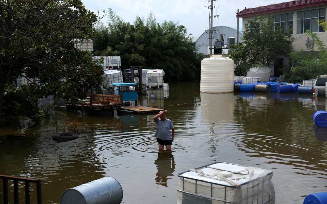 China Mobilises Major Rescue Operation as Typhoon Dolphin Triggers Levee Failure in Henan